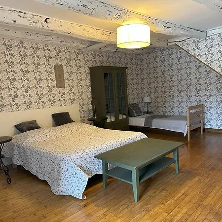 De La Guiraldie * Saint-Saturnin-de-Lenne